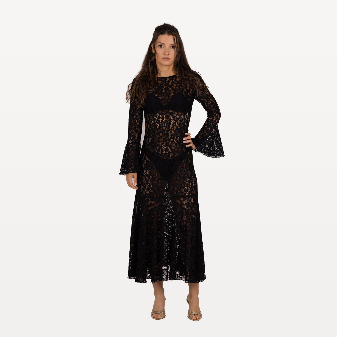 Robe longue dentelle noire - face