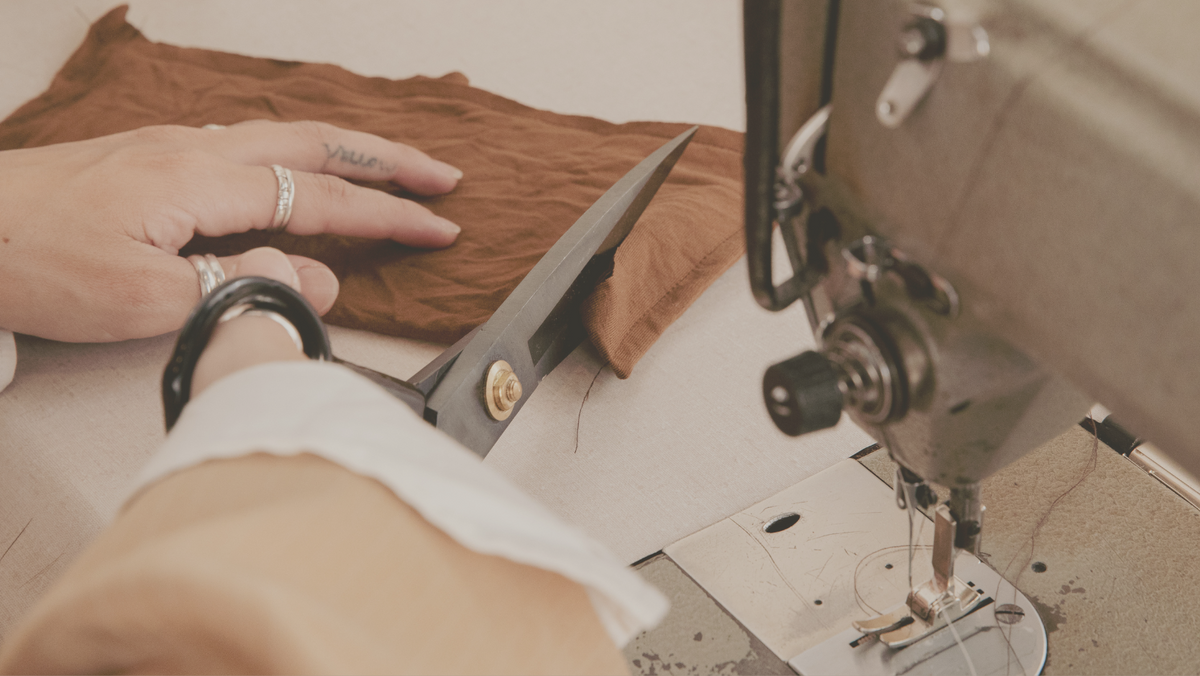 Guide des tissus : le lexique essentiel pour les passionnés de mode